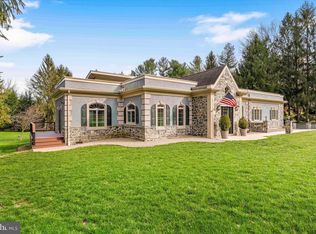 24 Bridleshire Rd, Newark, DE 19711