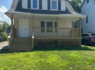 12808 Farringdon Ave, Cleveland, OH 44105