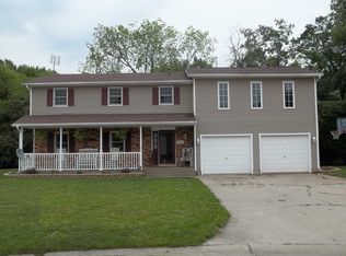 281 Ruth Ann Dr, Defiance, OH 43512