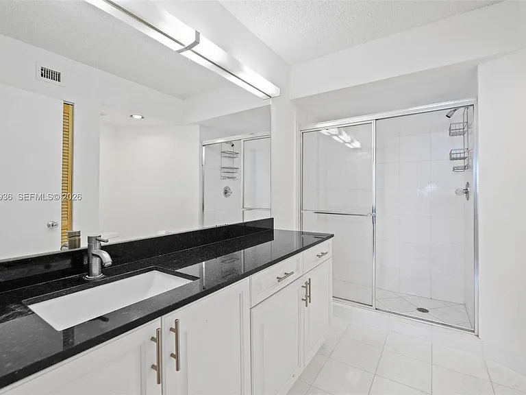 19101 NE 36th Ct #2509 — Photo 13