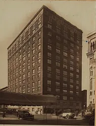 125 East 72nd Street in Lenox Hill