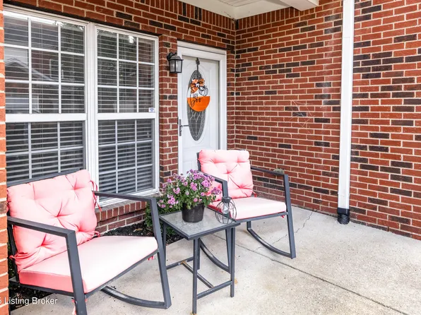 10330 Dorsey Village Dr, Blue Ridge Manor, KY 40223