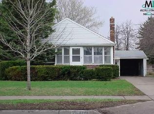 26409 Little Mack Ave, Saint Clair Shores, MI 48081