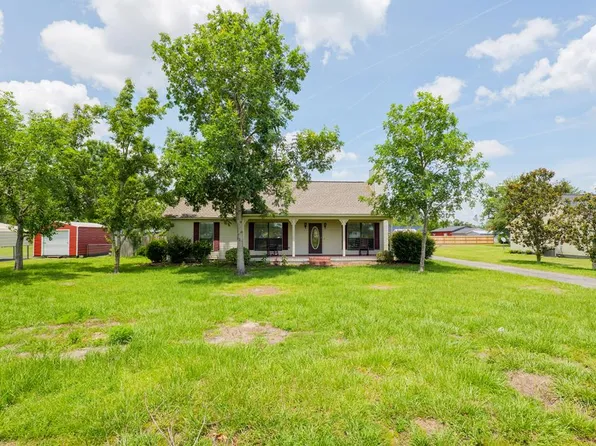 78 Hunter St, Homerville, GA 31634