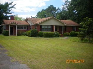 718 N Jackson St, Nashville, GA 31639