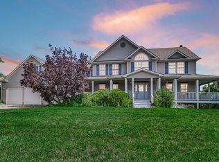 431 Creekwood Dr, Valparaiso, IN 46383