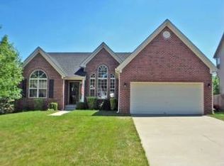 9034 Black Powder Ln, Louisville, KY 40228