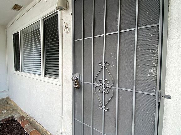 3rd image of 1019 Cedar Ave #1027-06