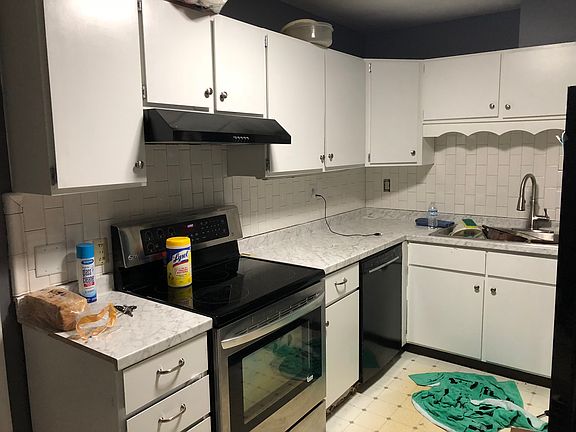 4th image of 1117 Urana Ave