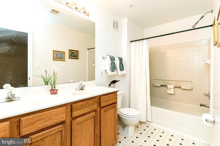2nd image of 1970 Scotts Crossing Way APT 1