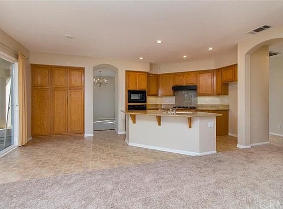 4th image of 31525 Sunningdale Dr
