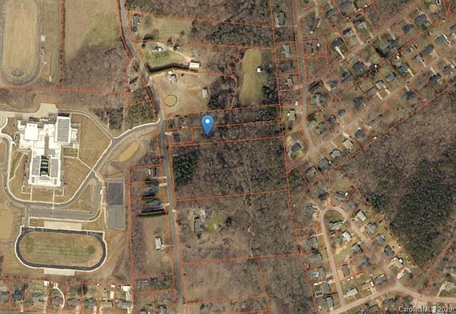 2nd image of 1703 Azalea Ave