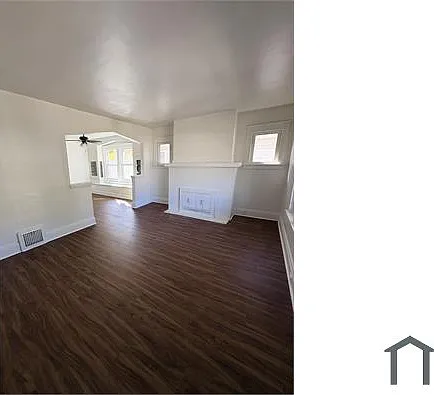 3 bed, 1200 sqft, $1,300 — Photo 2