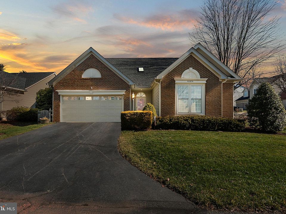 1st image of 46854 Willowood Pl