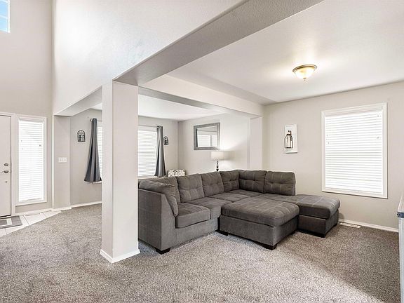 5th image of 1506 N Salishan Ln