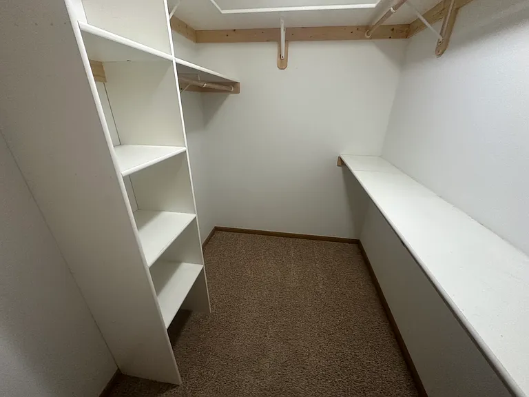 DBK Brandon Townhomes — Photo 51