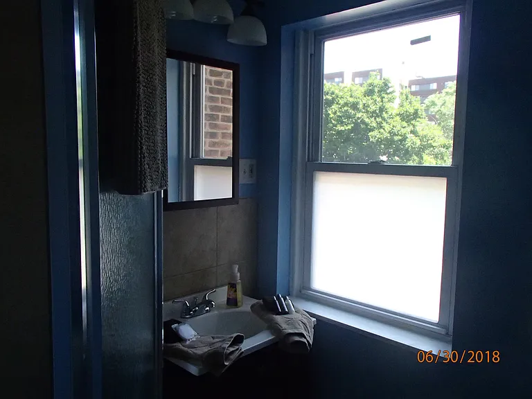 1215 N 4th St #2F — Photo 7