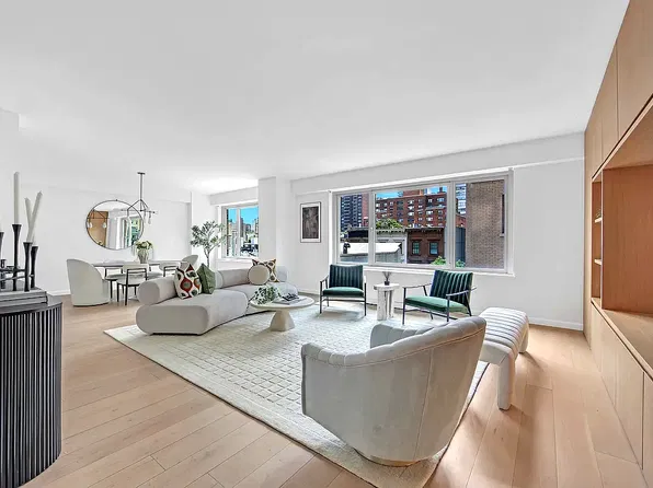 200 East 62nd Street image 1 of 21