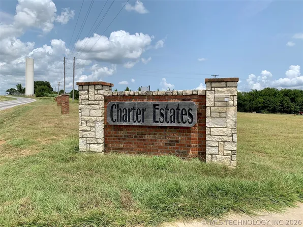305 Edgar Dr, Kingston, OK 73439