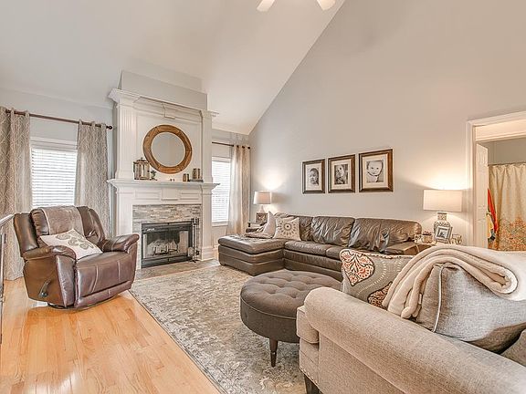 4th image of 3409 Cross Meadow Dr