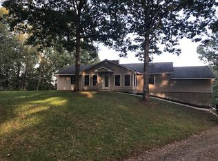 7598 Daniels Creek Rd, Martinsville, VA 24112