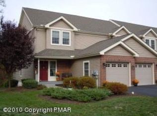 8 Birch Ct, East Stroudsburg, PA 18301