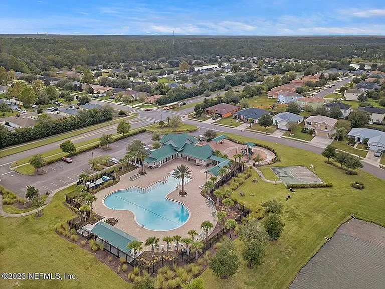 223 Brookfall Dr — Photo 20