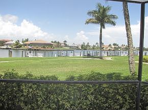 2nd image of 579 Seaview Ct APT 1