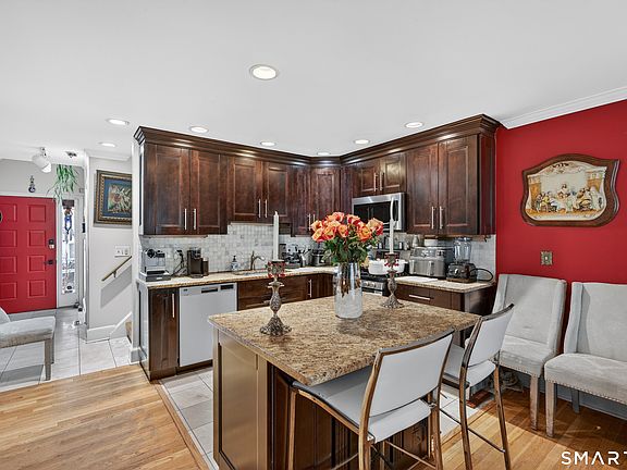 2nd image of 43 Soundview Avenue #4