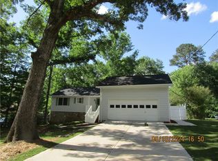 2125 Lost Forest Ln SW, Conyers, GA 30094
