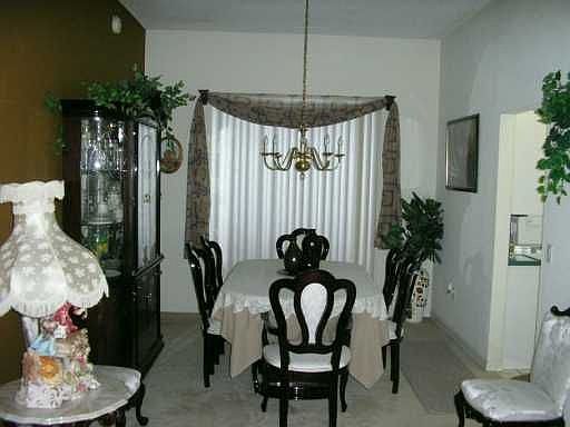 3rd image of 7602 Canterbury Cir