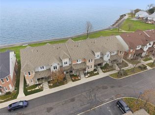 515 N Service Rd #55, Stoney Creek, ON L8E5X8