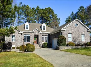 5211 Brandon Pines Dr, Providence Forge, VA 23140
