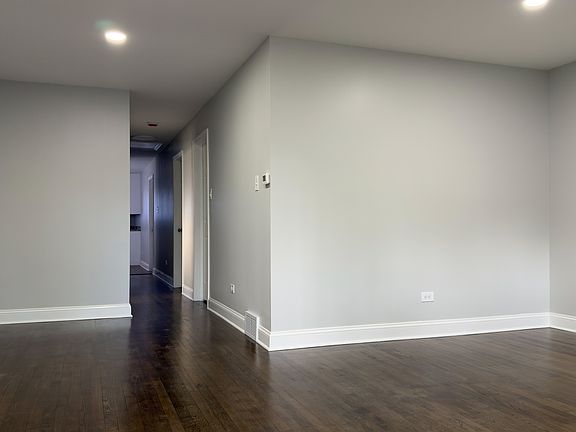 3rd image of 343 W 102nd Pl