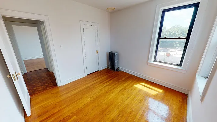 Rented by Metro Garden Realty NYC | media 73
