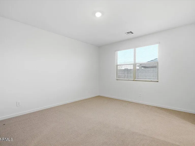 15875 W Cottontail Ln — Photo 41