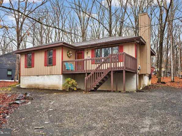 244 Canterbury Rd, Bushkill, PA 18324