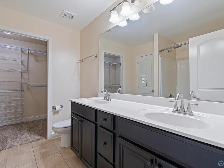 15828 Coach House Ct — Photo 8