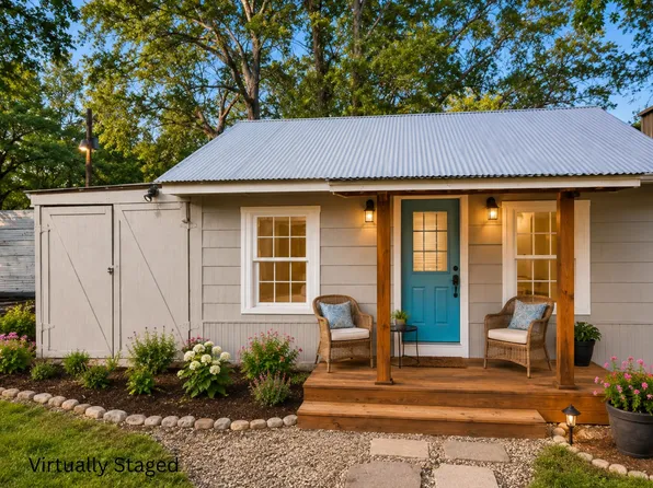 310 Cedar Point Cir, Gordonville, TX 76245