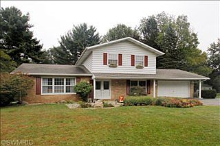 1st image of 333 Watkins Ln