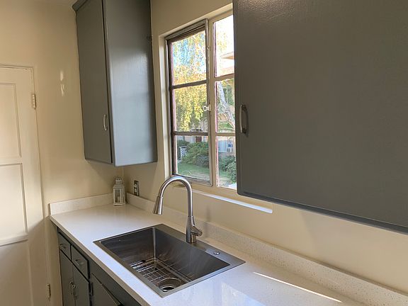3rd image of 1320 N Central Ave