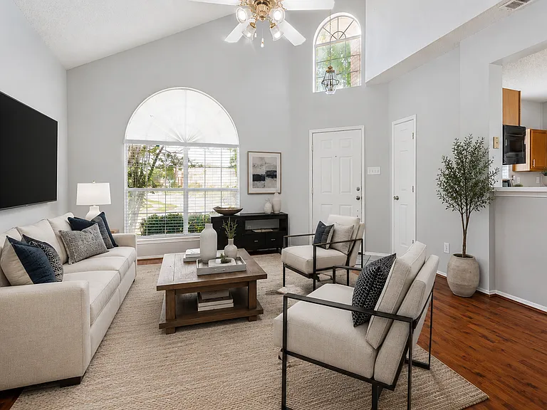 6722 Conestoga Dr — Photo 8