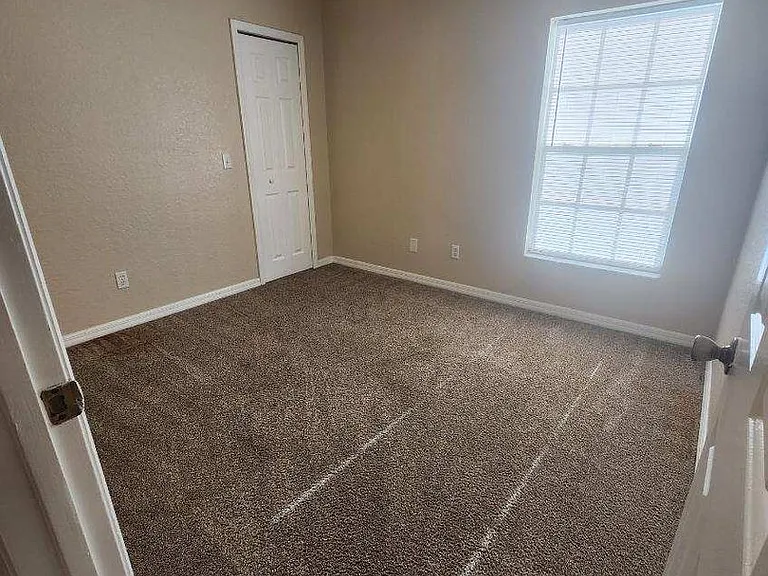 161 Eagle Point Blvd — Photo 5