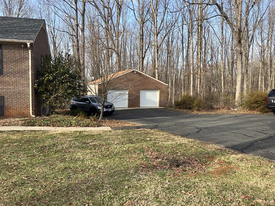 2nd image of 8090 Village Hwy