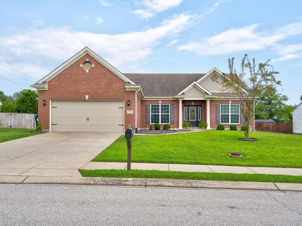 3006 Paradise Cir, Newburgh, IN 47630