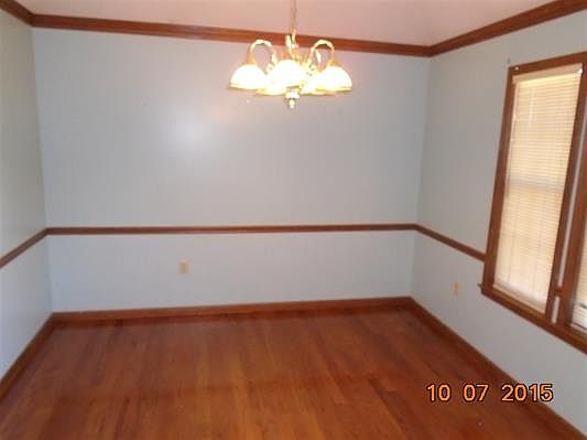 4th image of 8111 Green Belt Dr