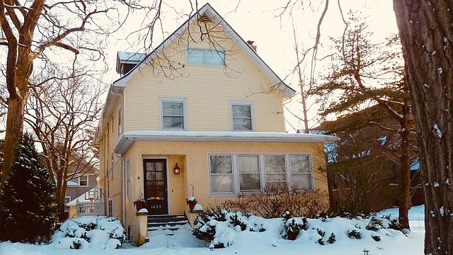 1st image of 1035 Lake Ave