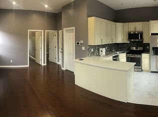 70-08 58th Rd #3, Maspeth, NY 11378