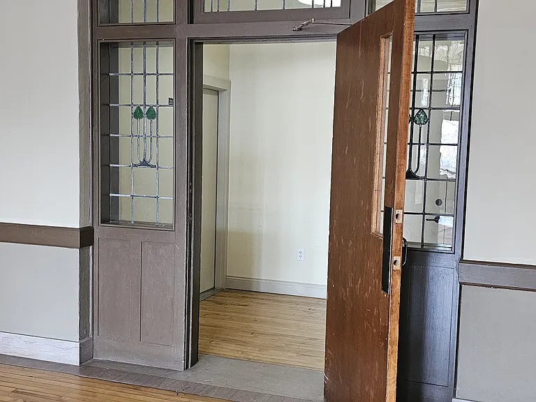 Clark School Lofts — Photo 2