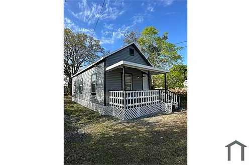 2176 Kingston St Photo 1